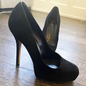 Gucci black suede platform pumps sz 39